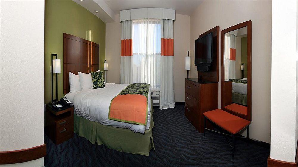 Fairfield Inn & Suites By Marriott אלאמוגורדו מראה חיצוני תמונה