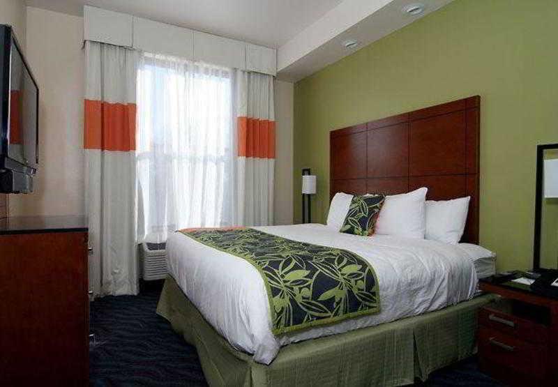 Fairfield Inn & Suites By Marriott אלאמוגורדו מראה חיצוני תמונה